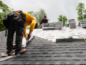 Asphalt shingles installation by roofing contractor in Lutherville-Timonium